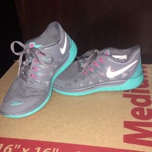 Like new women’s Nike size 6